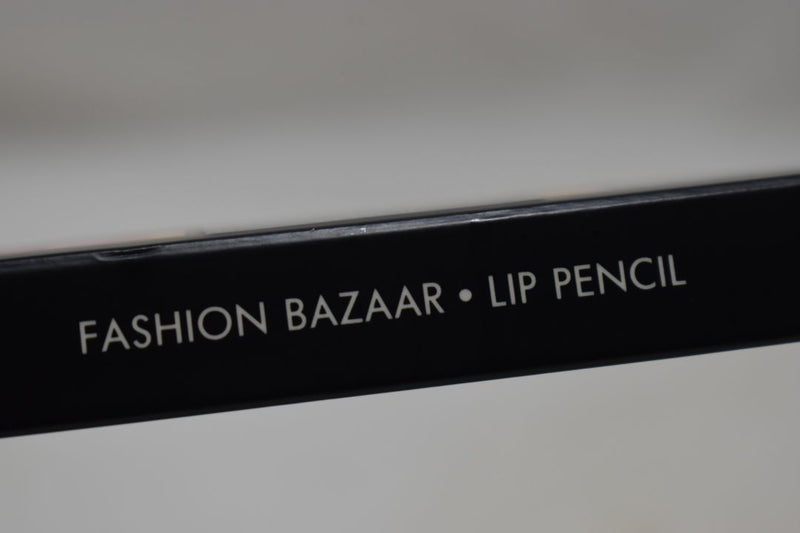 FASHION BAZAAR LIP PENCIL + PENCIL SHARPENER / Μολύβι Χειλιών + Ξύστρα Μολυβιών, σε Απόχρωση (NATURAL - ΦΥΣΙΚΟ) 1.6 g.