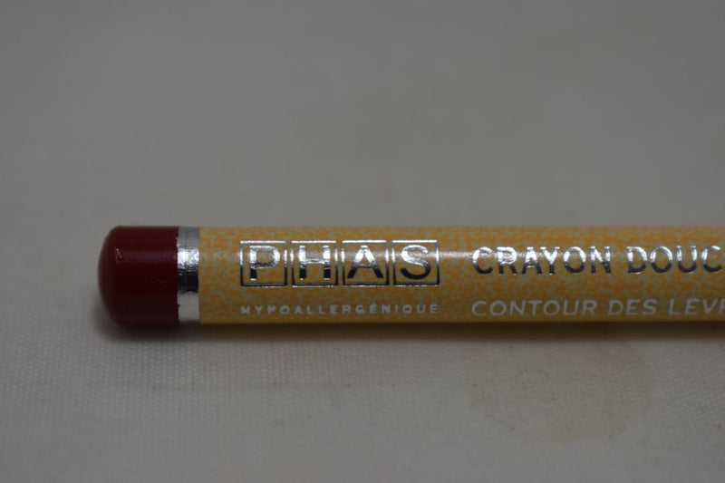 PHAS HYPOALLERGĖNIQUE CRAYON DOUCEUR CONTOUR DES LEVRES / LIP-LINER PENCIL - Μολύβι Απαλότητας Χειλιών, Υποαλλεργικό, σε Απόχρωση - (ROUGE UNIVERSEL - Καθολικά Κόκκινο) 1.3 g.
