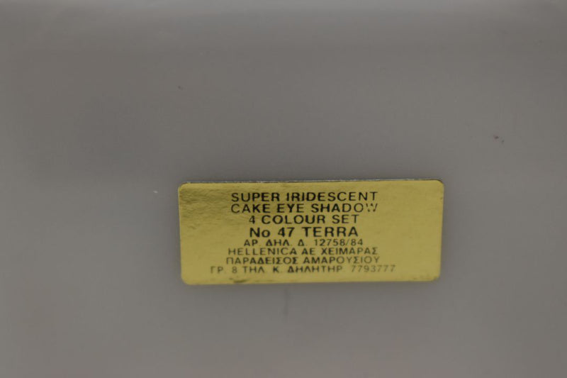 SEVENTEEN 17 COSMETICS CAKE EYESHADOW SUPER IRIDESCENT (PALETTE No 47 -  TERRA) / Συμπαγής Τετραπλή Σκιά Ματιών, Σούπερ Ιριδίζουσα -  (COLLECTION 47) -  Σε Απόχρωση (Ροζ Οπάλιο - Λαδί - Βιολετί - Γκι Μεταλλικό) 8 g.