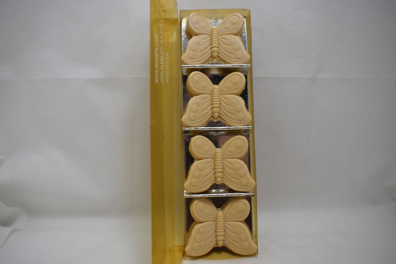 WOLFF GIFT BOX (COUNTRY FAIR) SOAP BUTTERFLY SCENTED COLOR BEIGE 4 PCS (VERSION 1981) / Συσκευασία Δώρου (Υπαίθρια Γιορτή) από Αρωματισμένα Σαπούνια - 4 Τεμάχια - σε σχήμα Πεταλούδας, Χρώματος Μπεζ, 137 gr 4.5 OZ.