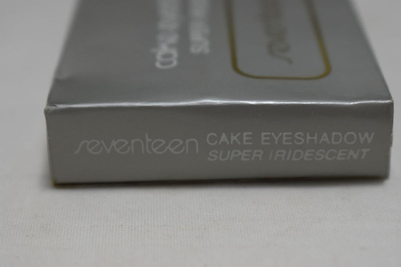 SEVENTEEN 17 COSMETICS CAKE EYESHADOW SUPER IRIDESCENT (No 24 - DUOGLEAM) / Συμπαγής Διπλή Σκιά Ματιών, Σούπερ Ιριδίζουσα -  (COLLECTION 24) -  Σε Απόχρωση (Λαδί - Καφέ) 4.5 g.