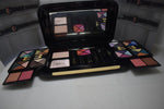FASHION BAZAAR MELODY KIT MAKE-UP (1403-02) 32 EYE SHADOW + 3 BLUSH + 1 INDIAN EART + 1 TRANSPARENT COMPACT POWDER + 4 LIPS POWDER + 1 KAJAL BLACK PENCIL + 1 LIP PENCIL + PENCIL SHARPENER + 2 LIPSTICKS NET WT 31,18 g.