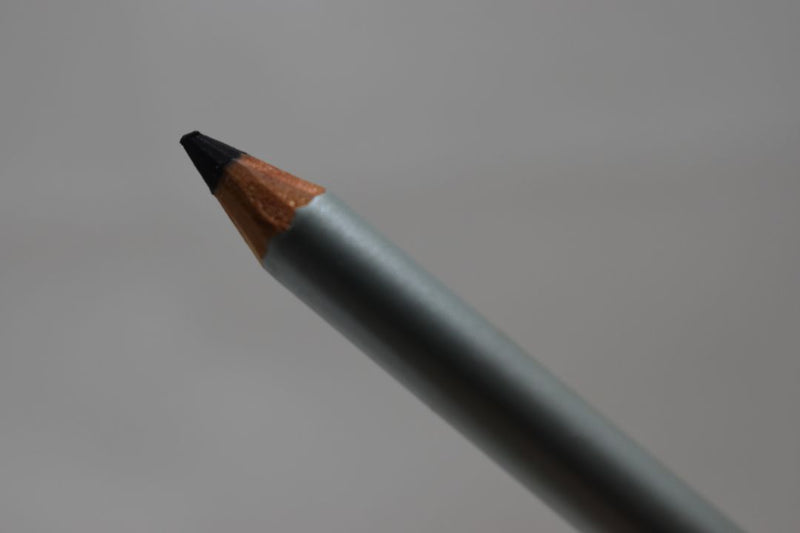 SEVENTEEN 17 COSMETICS EYEBROW PENCIL DOUBLE SIZE (LARGE) / Μολύβι για τα Φρύδια, Διπλάσιου Μεγέθους, σε Απόχρωση (BLACK - ΜΑΥΡΟ).
