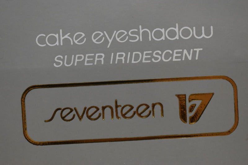 SEVENTEEN 17 COSMETICS CAKE EYESHADOW SUPER IRIDESCENT (PALETTE No 53 -  JASPER) / Συμπαγής Τετραπλή Σκιά Ματιών, Σούπερ Ιριδίζουσα -  (COLLECTION 53) -  Σε Απόχρωση (Γκρι Ανοικτό - Θαλασσί - Φούξια - Λαδί Ανοικτό) 8 g.