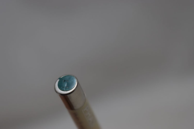 PHAS HYPOALLERGĖNIQUE STYLO A MINE CONTOUR DES YEUX / EYE-CONTOUR PEN - Μολύβι Περιγράμματος Ματιών, σε Απόχρωση (JUNGLE - Πράσινο) 0.38 g.