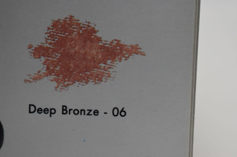 FASHION BAZAAR LUMINOUS BLUSHER / FARD A JOUES / Φωτεινό ΡΟΥΖ σε Απόχρωση (DEEP BRONZE - Βαθύ Μπρούτζινο) 4 g.