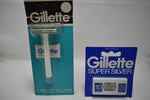 Gillette 3 PIECE RAZOR WHITE HANDLE TECH IN ORIGINAL BLISTER (VERSION 1977) NICKEL PLATED + SUPER SILVER (10) STAINLESS STEEL BLADES Platinum hardened edges