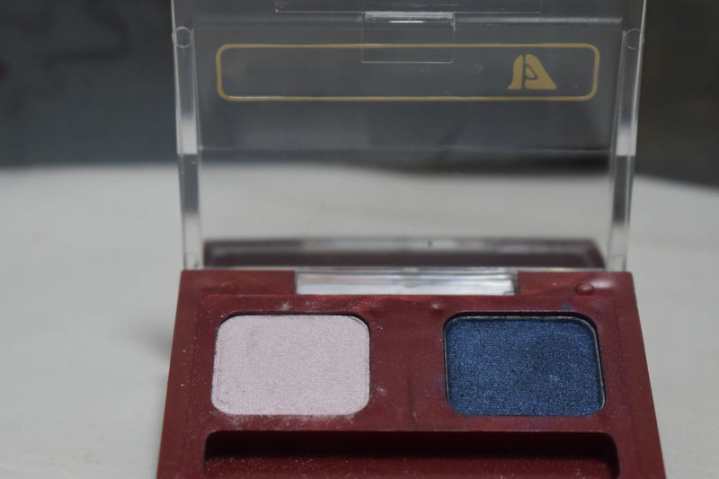 SEVENTEEN 17 COSMETICS CAKE EYE SHADOW DUO (SET No 32 MARINE) / Συμπαγής Διπλή Σκιά Ματιών -  (COLLECTION 32) -  Σε Απόχρωση (Ροζ - Μπλε Βαθύ) 4 g.