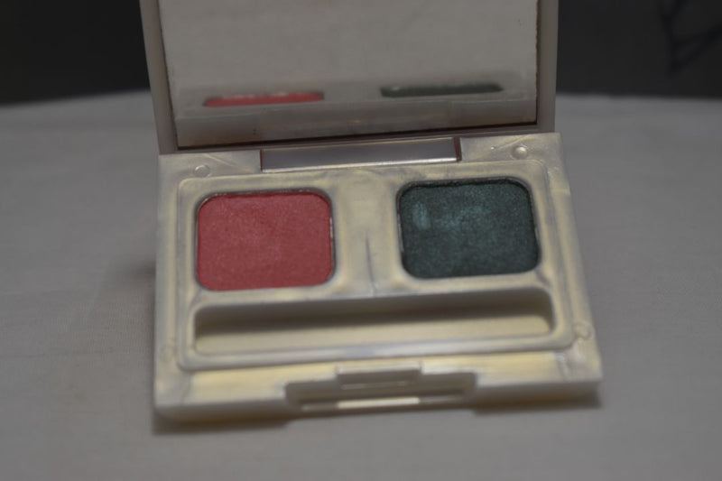 SEVENTEEN 17 COSMETICS CAKE EYESHADOW SUPER IRIDESCENT (No 26 - DUODAZZLE) / Συμπαγής Διπλή Σκιά Ματιών, Σούπερ Ιριδίζουσα -  (COLLECTION 26) -  Σε Απόχρωση (Κοραλλί - Πράσινο) 4.5 g.