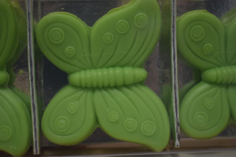 WOLFF GIFT BOX (COUNTRY FAIR) SOAP BUTTERFLY SCENTED COLOR GREEN 4 PCS (VERSION 1981) / Συσκευασία Δώρου (Υπαίθρια Γιορτή) από Αρωματισμένα Σαπούνια - 4 Τεμάχια - σε σχήμα Πεταλούδας, Χρώματος Πράσινου, 137 gr 4.5 OZ.