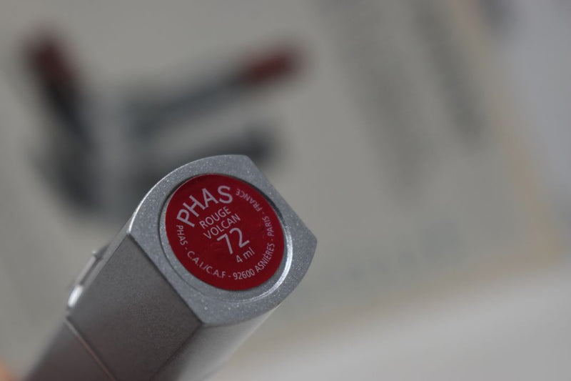 PHAS HYPOALLERGĖNIQUE ROUGE INTENSE - LIP COMFORT (72 - ROUGE VOLKAN) / Κραγιόν έντονο, σε Απόχρωση (72 - Ηφαιστειακό Κόκκινο), με Άνεση μεγάλης Διάρκειας στα Χείλη, 4 ml.