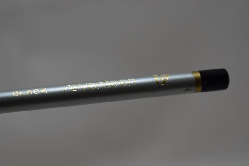SEVENTEEN 17 COSMETICS EYEBROW PENCIL DOUBLE SIZE (LARGE) / Μολύβι για τα Φρύδια, Διπλάσιου Μεγέθους, σε Απόχρωση (BLACK - ΜΑΥΡΟ).