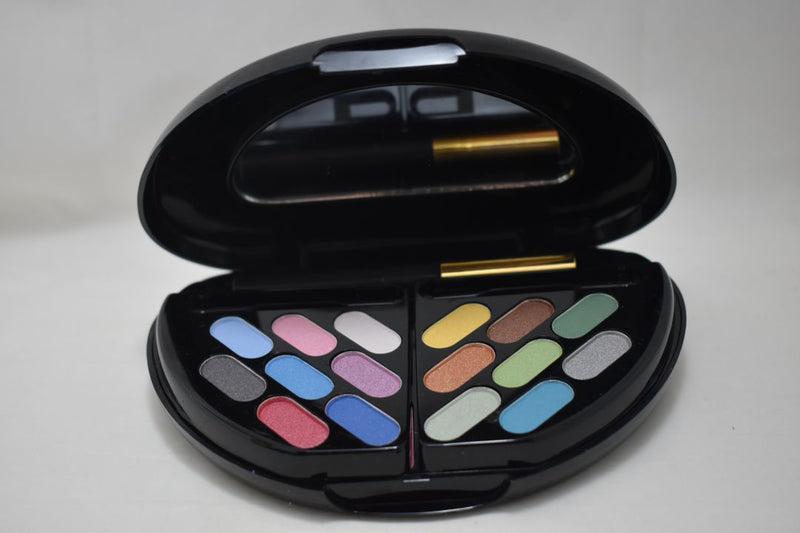 CAMEO COSMETICS KIT MAKE-UP (8860) 20 EYE SHADOWS + 4 BLUSHES + 1 COMPACT POWDER / Σετ Μακιγιάζ 20 (Σκιές Ματιών) + 4 (Ρουζ) + 1 Συμπαγής Πούδρα NET WT 1.60 OZ.