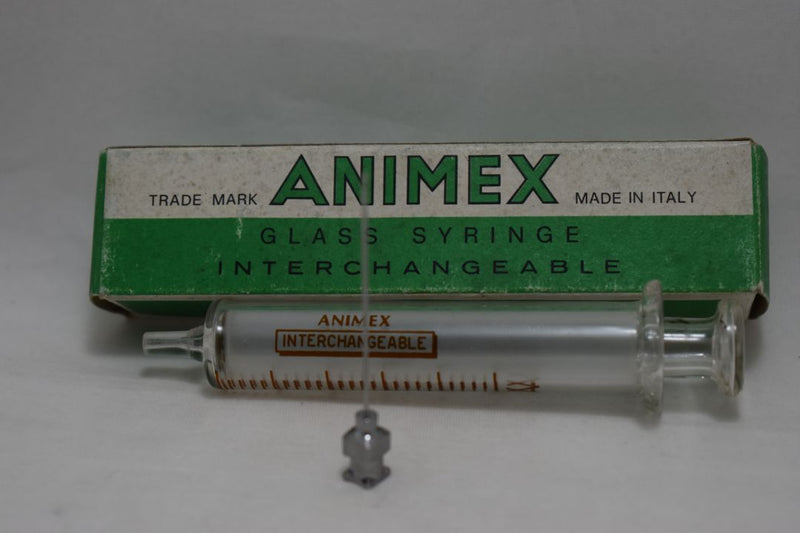 ANIMEX GLASS HYPODERMIC SYRINGE (LUER tip) with interchangeable components / Reusable / Γυάλινη Σύριγγα με γυάλινη άκρη (LUER) επαναχρησιμοποιήσιμη 5 c.c. + STAINLESS STEEL NEEDLES FOR HYPODERMIC INJECTION / ΒΕΛΟΝΑ No 22x1 1/2