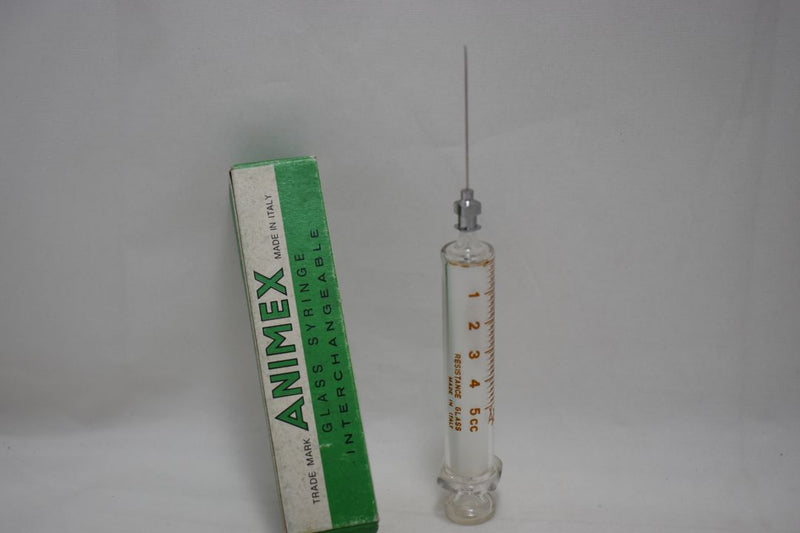 ANIMEX GLASS HYPODERMIC SYRINGE (LUER tip) with interchangeable components / Reusable / Γυάλινη Σύριγγα με γυάλινη άκρη (LUER) επαναχρησιμοποιήσιμη 5 c.c. + STAINLESS STEEL NEEDLES FOR HYPODERMIC INJECTION / ΒΕΛΟΝΑ No 22x1 1/2