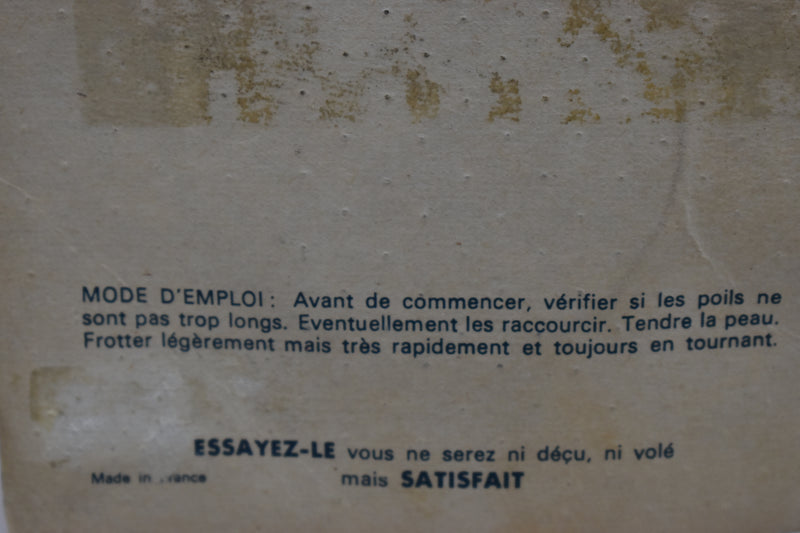 EFFIPIL GANT D'ÉPILATION CORPORELLE EFFACE COMME UNE GOMME / BODY HAIR REMOVAL GLOVE / ΑΠΟΤΡΙΧΩΤΙΚΟ ΓΑΝΤΙ ΣΩΜΑΤΟΣ.