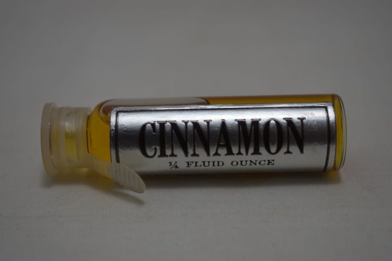 The Scent Shop - Scents of Nature - CINNAMON (VERSION 1981) / Άρωμα Κανέλλας PERFUME 7.5 ml ¼ FL.OZ. + GARDENIA (VERSION 1981) / Άρωμα Γαρδένιας PERFUME 7.5 ml ¼ FL.OZ.