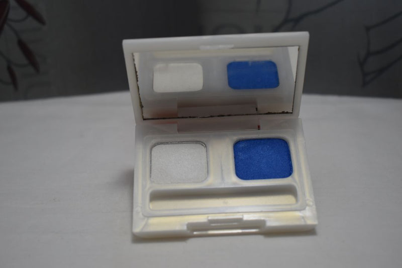 SEVENTEEN 17 COSMETICS CAKE EYESHADOW SUPER IRIDESCENT (No 21 - DUOBLAZE) / Συμπαγής Διπλή Σκιά Ματιών, Σούπερ Ιριδίζουσα -  (COLLECTION 21) -  Σε Απόχρωση (Λευκό - Μπλε) 4.5 g.