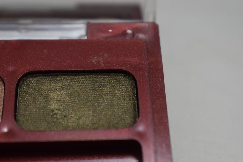 SEVENTEEN 17 COSMETICS CAKE EYE SHADOW DUO (No 8 PETAL ROSE - MOSS GREEN) / Συμπαγής Διπλή Σκιά Ματιών -  (COLLECTION 8) -  Σε Απόχρωση (Ροζ - Βαθύ Πράσινο) 4 g.
