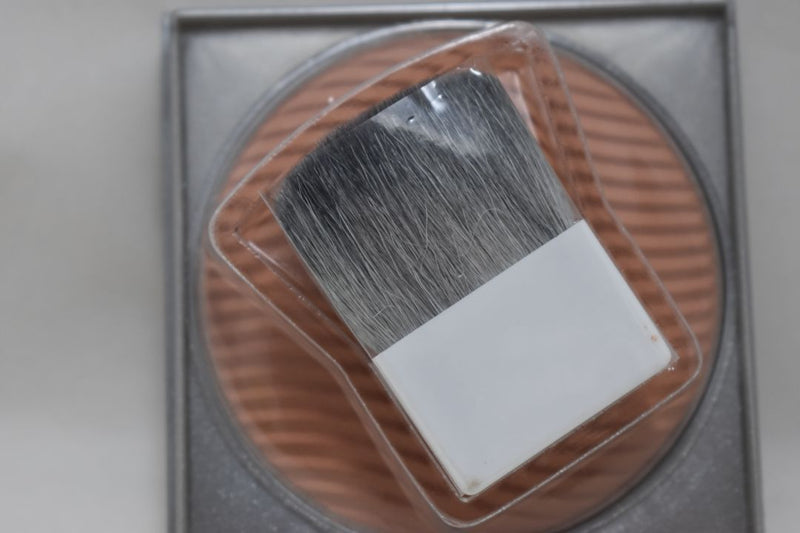 PHAS HYPOALLERGĖNIQUE HEMISPHERE SOLEIL, POUDRE LIBRE PRESSEE - Longue Tenue / PRESSED LOOSE POWDER / Πούδρα  Μεγάλης Διάρκειας, Συμπιεσμένη Χαλαρά, Υποαλλεργική, σε Απόχρωση ( SOLEIL DORE - Χρυσαφένιο του Ήλιου) 30 g.