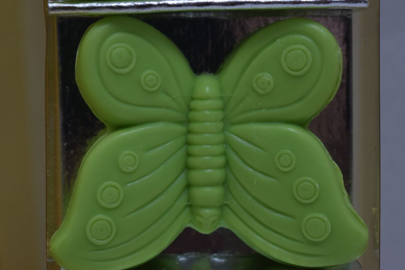 WOLFF GIFT BOX (COUNTRY FAIR) SOAP BUTTERFLY SCENTED COLOR GREEN 4 PCS (VERSION 1981) / Συσκευασία Δώρου (Υπαίθρια Γιορτή) από Αρωματισμένα Σαπούνια - 4 Τεμάχια - σε σχήμα Πεταλούδας, Χρώματος Πράσινου, 137 gr 4.5 OZ.