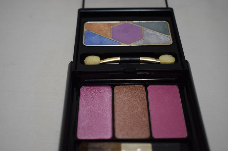 FASHION BAZAAR SLIDE KIT MAKE-UP (0135) 5 EYE SHADOW SATIN + 1 BLUSH + 1 INDIAN EART + 1 COMPACT LIP POWDER / 5 ΣΚΙΕΣ ΜΑΤΙΩΝ ΣΑΤΙΝΕ 3,5 g + 1 ΡΟΥΖ 1,7 g + 1 ΠΟΥΔΡΑ ΙΝΔΙΚΗΣ ΓΗΣ 1,7 g + 1 ΣΥΜΠΙΕΣΜΕΝΗ ΠΟΥΔΡΑ ΧΕΙΛΙΩΝ 1,7 g.