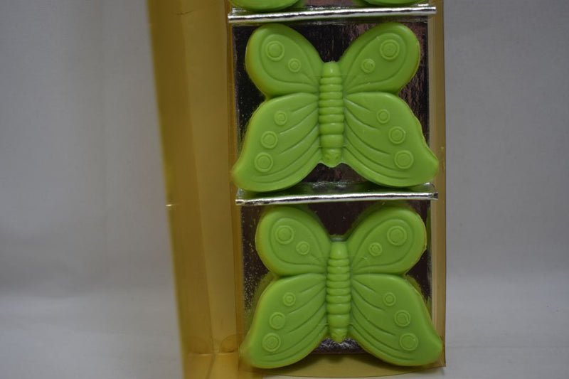 WOLFF GIFT BOX (COUNTRY FAIR) SOAP BUTTERFLY SCENTED COLOR GREEN 4 PCS (VERSION 1981) / Συσκευασία Δώρου (Υπαίθρια Γιορτή) από Αρωματισμένα Σαπούνια - 4 Τεμάχια - σε σχήμα Πεταλούδας, Χρώματος Πράσινου, 137 gr 4.5 OZ.