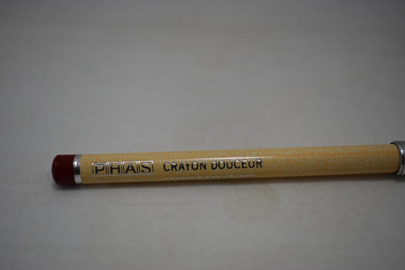 PHAS HYPOALLERGĖNIQUE CRAYON DOUCEUR CONTOUR DES LEVRES / LIP-LINER PENCIL - Μολύβι Απαλότητας Χειλιών, Υποαλλεργικό, σε Απόχρωση - (ROUGE UNIVERSEL - Καθολικά Κόκκινο) 1.3 g.