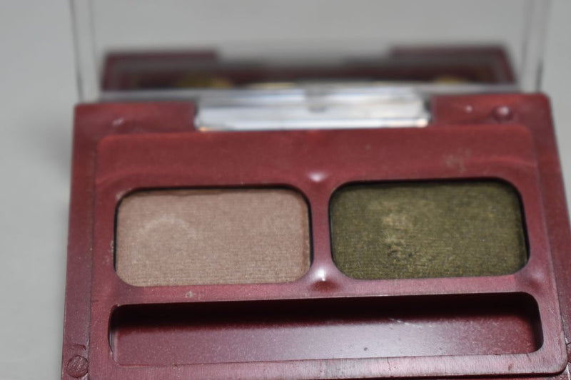 SEVENTEEN 17 COSMETICS CAKE EYE SHADOW DUO (No 8 PETAL ROSE - MOSS GREEN) / Συμπαγής Διπλή Σκιά Ματιών -  (COLLECTION 8) -  Σε Απόχρωση (Ροζ - Βαθύ Πράσινο) 4 g.