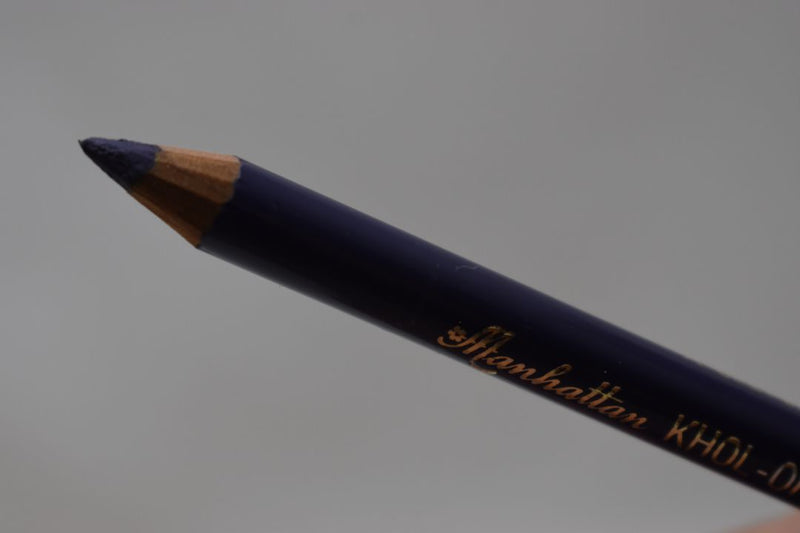 MANHATTAN COSMETICS KHOL - ORIENTAL - EYE LINER (PENCIL) / Μολύβι Ματιών Καζάλ σε Απόχρωση (Νο 13 - Μώβ).
