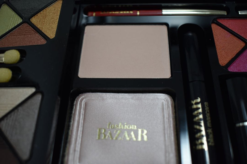 FASHION BAZAAR MELODY KIT MAKE-UP (1403-02) 32 EYE SHADOW + 3 BLUSH + 1 INDIAN EART + 1 TRANSPARENT COMPACT POWDER + 4 LIPS POWDER + 1 KAJAL BLACK PENCIL + 1 LIP PENCIL + PENCIL SHARPENER + 2 LIPSTICKS NET WT 31,18 g.