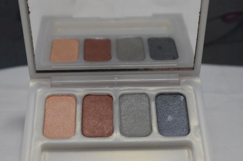 SEVENTEEN 17 COSMETICS CAKE EYESHADOW SUPER IRIDESCENT (PALETTE No 43 -  STARDUST) / Συμπαγής Τετραπλή Σκιά Ματιών, Σούπερ Ιριδίζουσα -  (COLLECTION 43) -  Σε Απόχρωση (Σομόν - Καφέ Ανοικτό - Πράσινο Παστέλ - Γκρι) 8 g.