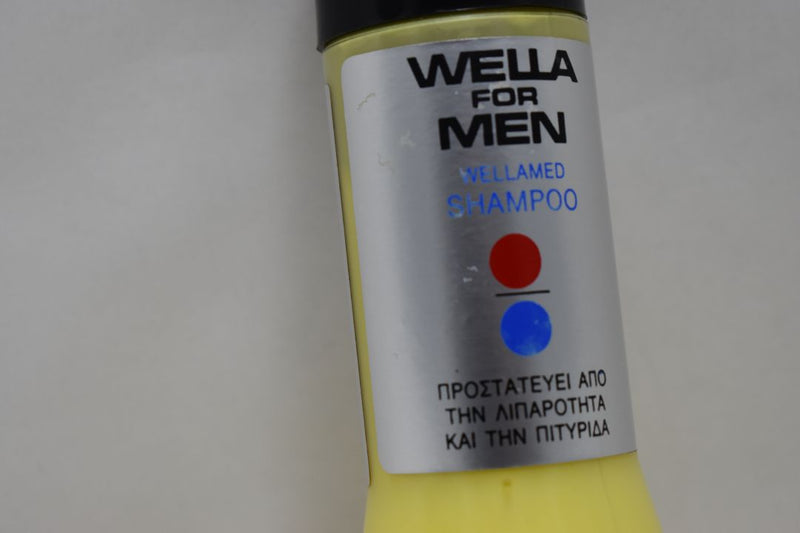 WELLA FOR MEN WELLAMED SHAMPOO PROTECTS AGAINTS GREASE HAIR AND DANDRUFF / ΚΑΤΑΠΟΛΕΜΑ ΤΗΝ ΛΙΠΑΡΟΤΗΤΑ ΚΑΙ ΤΗΝ ΠΙΤΥΡΙΔΑ 250 ml 8.4 FL.OZ.