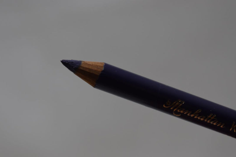MANHATTAN COSMETICS KHOL - ORIENTAL - EYE LINER (PENCIL) / Μολύβι Ματιών Καζάλ σε Απόχρωση (Νο 13 - Μώβ).