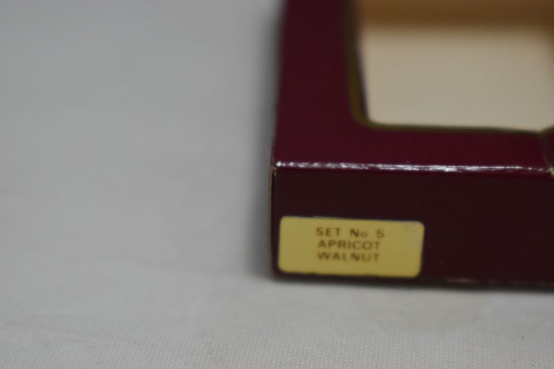 SEVENTEEN 17 COSMETICS CAKE EYE SHADOW DUO (No 5 APRICOT - WALNUT) / Συμπαγής Διπλή Σκιά Ματιών -  (COLLECTION 5) -  Σε Απόχρωση (Βερικοκκί - Καφέ της Καρυδιάς) 4 g.
