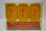 WOLFF GIFT BOX DESIGNER SERIES (COLOR YELLOW) FINE FRENCH MILLED SOAPS (VERSION 1981) / Συσκευασία Δώρου, Σχεδιαστική σειρά Χρώματος Κίτρινου, από Φίνα Αρωματισμένα και Αλεσμένα Γαλλικά σαπούνια 3 BARS 2.75 OZ. - TOTAL NET WT. 8.25 OZ (234g).