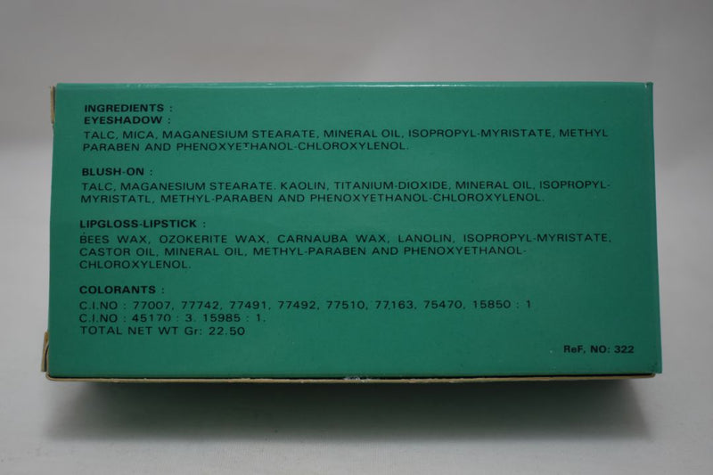 GARANTI SET / KIT MAKE-UP (322) 5 EYE SHADOWS + 3 BLUSHES + 5 LIP- GLOSS + 1 DELUXE EYE PENCIL COLOR BLACK / Σετ Μακιγιάζ 5 (Σκιές Ματιών) + 3 (Ρουζ) + 5 (Γυαλιστικό για τα Χείλη) + 1 Μολύβι Ματιών Χρώματος Μαύρου Πολυτελείας NET WT 22.50 gr.