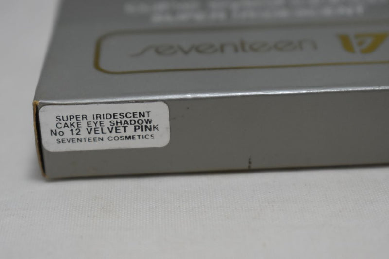 SEVENTEEN 17 COSMETICS CAKE EYESHADOW SUPER IRIDESCENT (No 12 - VELVET PINK) / Συμπαγής  Σκιά Ματιών, Σούπερ Ιριδίζουσα -  (COLLECTION 12) -  Σε Απόχρωση (Απαλό Ροζ Παστέλ) 4 g.