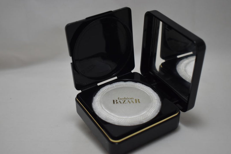 FASHION BAZAAR TRANSPARENT LOOSE POWDER / Διάφανη Πούδρα σε μορφή Σκόνης σε Απόχρωση (NATURAL - ΦΥΣΙΚΟ) 15 g.