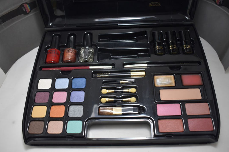 FASHION BAZAAR MAXI KIT MAKE-UP (0050) VALIGETTA / 12 EYE SHADOW + 4 BLUSH + 2 LUMINOUS FOUNDATIONS + 1 COVER CREAM + 1 KAJAL BLACK PENCIL + 1 LIP PENCIL + 3 LIPSTICKS + 2 LIP GLOSSES + 3 NAIL-ENAMELS.