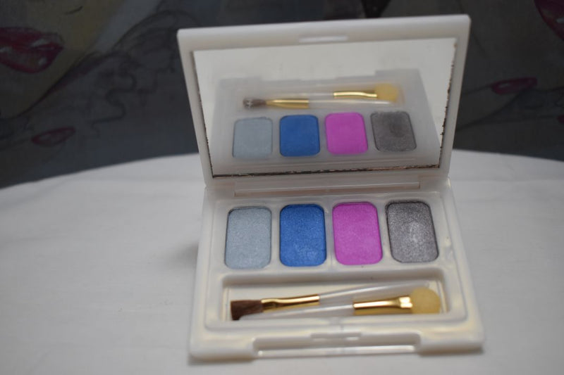 SEVENTEEN 17 COSMETICS CAKE EYESHADOW SUPER IRIDESCENT (PALETTE No 53 -  JASPER) / Συμπαγής Τετραπλή Σκιά Ματιών, Σούπερ Ιριδίζουσα -  (COLLECTION 53) -  Σε Απόχρωση (Γκρι Ανοικτό - Θαλασσί - Φούξια - Λαδί Ανοικτό) 8 g.