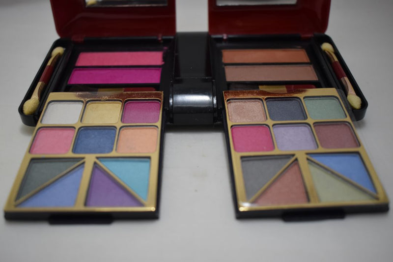 GARANTI SET / KIT MAKE-UP (326) 20 EYE SHADOWS + 2 BLUSHES + 2 LIP- GLOSS + 1 LIPSTICKS / Σετ Μακιγιάζ 20 (Σκιές Ματιών) + 2 (Ρουζ) + 2 (Γυαλιστικό για τα Χείλη) + 1 Κραγιόν NET WT 41.50 gr.