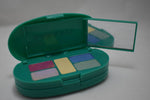 GARANTI SET / KIT MAKE-UP (322) 5 EYE SHADOWS + 3 BLUSHES + 5 LIP- GLOSS + 1 DELUXE EYE PENCIL COLOR BLACK / Σετ Μακιγιάζ 5 (Σκιές Ματιών) + 3 (Ρουζ) + 5 (Γυαλιστικό για τα Χείλη) + 1 Μολύβι Ματιών Χρώματος Μαύρου Πολυτελείας NET WT 22.50 gr.