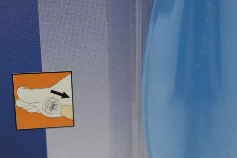 CREDO SOLINGEN SAFETY CALLUS CUTTER, WITH ADDITIONAL REPLACEMENT RASP / ΑΤΣΑΛΙΝΟΣ  ΚΟΦΤΗΣ ΚΑΛΩΝ ΑΣΦΑΛΕΙΑΣ ΚΑΙ ΜΕ ΑΝΤΑΛΛΑΚΤΙΚΗ ΡΑΣΠΑ.