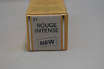 PHAS HYPOALLERGĖNIQUE ROUGE INTENSE - LIP COMFORT (81 - CHARMING FLUSH) / Κραγιόν έντονο, σε Απόχρωση (81 - Γοητευτικό Κόκκινο), με Άνεση μεγάλης Διάρκειας στα Χείλη, 4 ml.