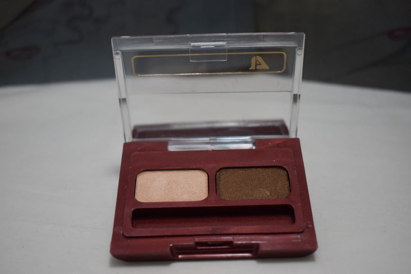SEVENTEEN 17 COSMETICS CAKE EYE SHADOW DUO (No 5 APRICOT - WALNUT) / Συμπαγής Διπλή Σκιά Ματιών -  (COLLECTION 5) -  Σε Απόχρωση (Βερικοκκί - Καφέ της Καρυδιάς) 4 g.
