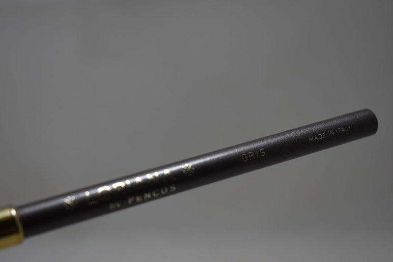 LORIANA BY PENCOS ITALY COSMETIC EYE- KOHL (KAJAL)-LIP LINERS / Μολύβι Όλα Μέσα, Απαλό και Λείο (Kajal) για τα Μάτια, για τα Φρύδια, και για τα Χείλια, σε Απόχρωση (GRIS - Γκρι).