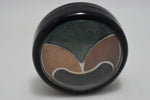 FASHION BAZAAR  FLOWERS MOSAIC TRIO EYE SHADOW (1071) / TRIO OMBRE À PAUPIÈRES / ΤΡΙΠΛΗ ΣΚΙΑ ΜΑΤΙΩΝ - Σε Απόχρωση (ΠΡΑΣΙΝΟ - ΚΑΦΕ ΑΝΟΙΚΤΟ- ΚΑΦΕ ΣΚΟΥΡΟ) 2.8 g.