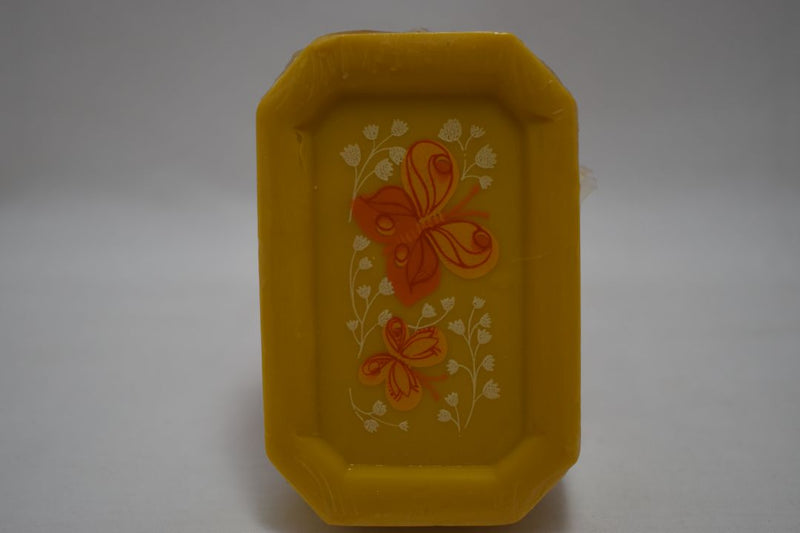 WOLFF GIFT BOX DESIGNER SERIES (COLOR YELLOW) FINE FRENCH MILLED SOAPS (VERSION 1981) / Συσκευασία Δώρου, Σχεδιαστική σειρά Χρώματος Κίτρινου, από Φίνα Αρωματισμένα και Αλεσμένα Γαλλικά σαπούνια 3 BARS 2.75 OZ. - TOTAL NET WT. 8.25 OZ (234g).