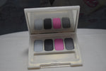SEVENTEEN 17 COSMETICS CAKE EYESHADOW SUPER IRIDESCENT (PALETTE No 57 -  SMOKY) / Συμπαγής Τετραπλή Σκιά Ματιών, Σούπερ Ιριδίζουσα -  (COLLECTION 57) -  Σε Απόχρωση (Γκρι Ανοικτό - Γκρι Μολυβί - Ροζ - Γκρι Μεταλλικό) 8 g.